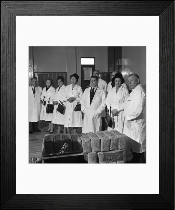 Framed Print : Local dignitaries during an open day at Spillers foods in Gainsborough, Lincolnshire, 1962 Framed Print : Local dignitaries during an open day at Spillers foods in Gainsborough, Lincolnshire, 1962