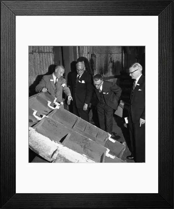 Framed Print : Inspect a casting made at the Edgar Allen Steel Foundry, Meadowhall, Sheffield, 1962 Framed Print : Inspect a casting made at the Edgar Allen Steel Foundry, Meadowhall, Sheffield, 1962