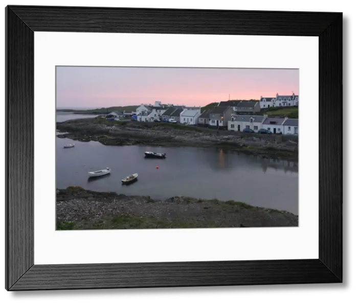 Framed Print : Portnahaven, Islay, Argyll and Bute, Scotland Framed Print : Portnahaven, Islay, Argyll and Bute, Scotland