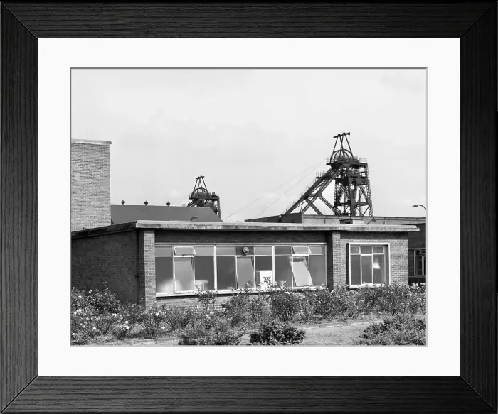 Framed Print : The pit head and offices at Ollerton Colliery, North Nottinghanshire, 11 July 1962 Framed Print : The pit head and offices at Ollerton Colliery, North Nottinghanshire, 11 July 1962