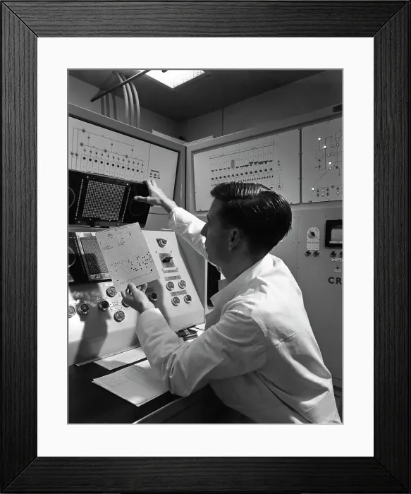 Framed Print : Production line control room, Spillers Animal Foods, Gainsborough, Lincolnshire, 1962 Framed Print : Production line control room, Spillers Animal Foods, Gainsborough, Lincolnshire, 1962