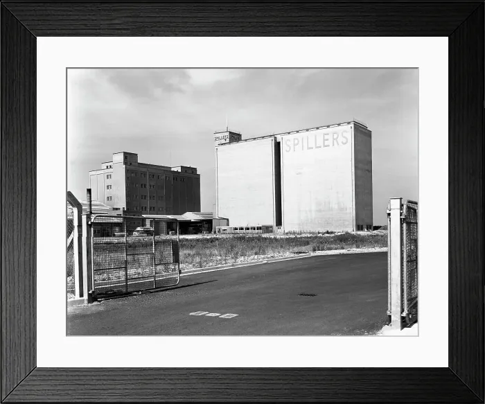Framed Print : Main mill buildings at Spillers Animal Foods, Gainsborough, Lincolnshire, 1965. Artist Framed Print : Main mill buildings at Spillers Animal Foods, Gainsborough, Lincolnshire, 1965. Artist