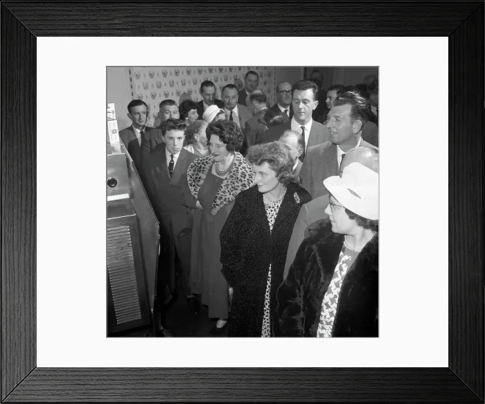 Framed Print : Women in fur coats at a food exhibition, Wilsic, near Doncaster, South Yorkshire, 1961 Framed Print : Women in fur coats at a food exhibition, Wilsic, near Doncaster, South Yorkshire, 1961