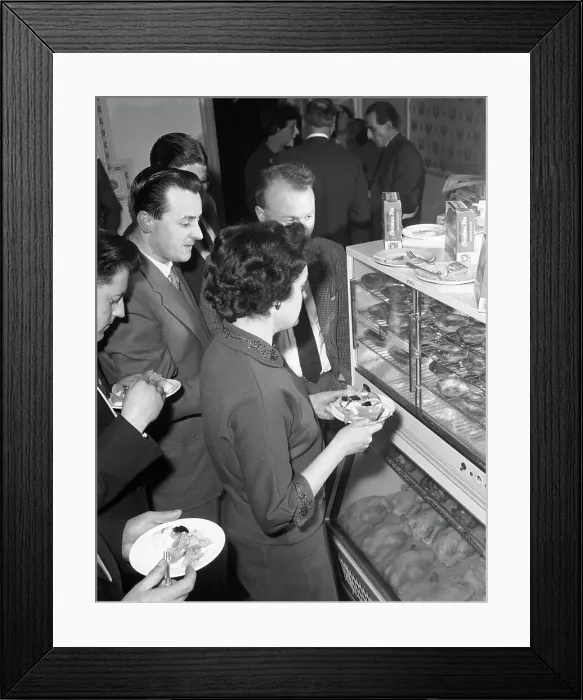 Framed Print : Sampling chicken patties, Wilsic, near Doncaster, South Yorkshire, 1961 Framed Print : Sampling chicken patties, Wilsic, near Doncaster, South Yorkshire, 1961