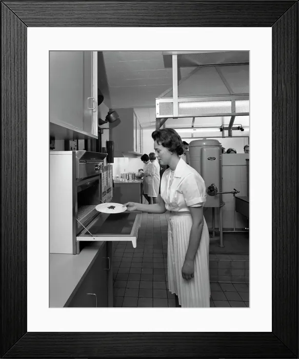 Framed Print : Experimental catering kitchen, Batchelors Foods, Sheffield, South Yorkshire, 1966 Framed Print : Experimental catering kitchen, Batchelors Foods, Sheffield, South Yorkshire, 1966
