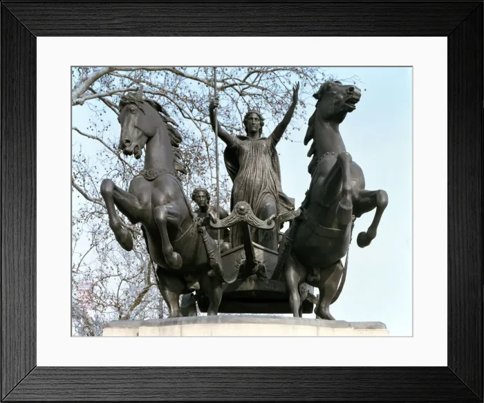 Framed Print : Statue of Boadicea, Thames Embankment, London