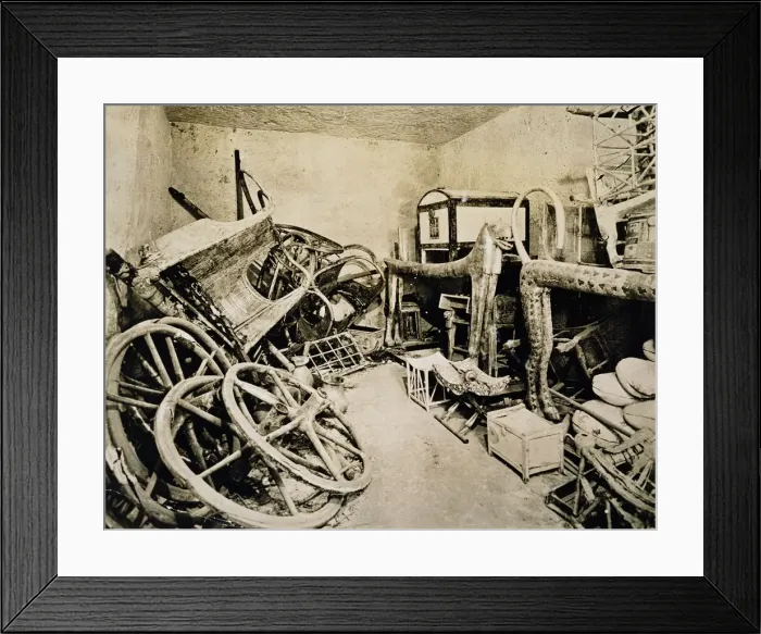 Framed Print : Tutankhamuns tomb, Valley of the Kings, Egypt, November, 1922. Artist: Harry Burton Framed Print : Tutankhamuns tomb, Valley of the Kings, Egypt, November, 1922. Artist: Harry Burton
