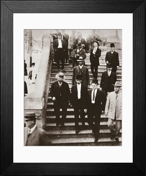Framed Print : The McNamaras on their way back to jail having changed their pleas to guilty, 1911 Framed Print : The McNamaras on their way back to jail having changed their pleas to guilty, 1911