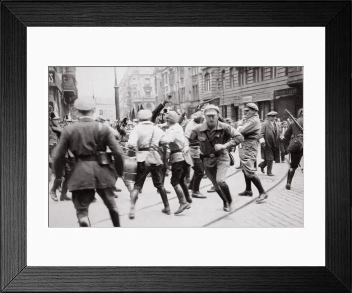 Framed Print : Men in Bolshevik uniform fighting police in the street, Germany, c1918-c1933(?) (1936) Framed Print : Men in Bolshevik uniform fighting police in the street, Germany, c1918-c1933(?) (1936)