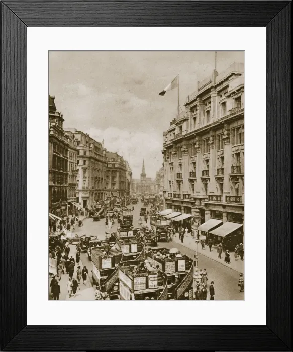Framed Print : Upper part of Regents Street, London, c1910s-c1920s(?) Framed Print : Upper part of Regents Street, London, c1910s-c1920s(?)