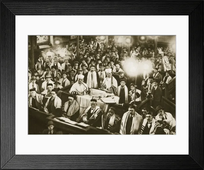 Framed Print : Interior of an East End synagogue during a festival, London, 20th century. Artist Framed Print : Interior of an East End synagogue during a festival, London, 20th century. Artist