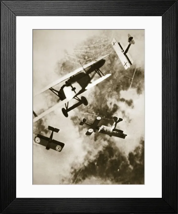 Framed Print : Dogfight between British and German aircraft, World War I, c1916-c1918 Framed Print : Dogfight between British and German aircraft, World War I, c1916-c1918