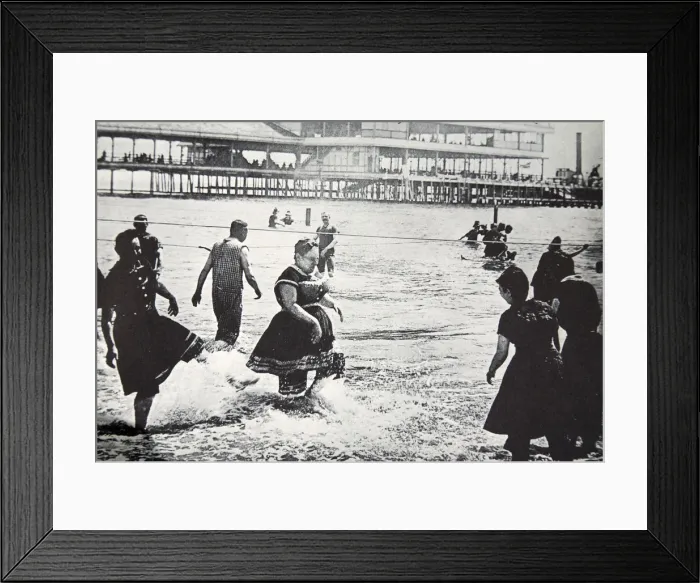 Framed Print : An American seaside resort, USA, c1890 Framed Print : An American seaside resort, USA, c1890