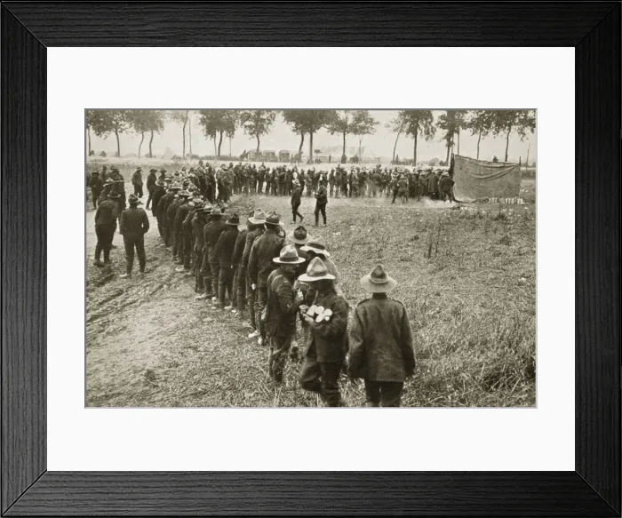 Framed Print : New Zealand troops queuing for a field canteen, Somme campaign, France, World War I, 1916 Framed Print : New Zealand troops queuing for a field canteen, Somme campaign, France, World War I, 1916