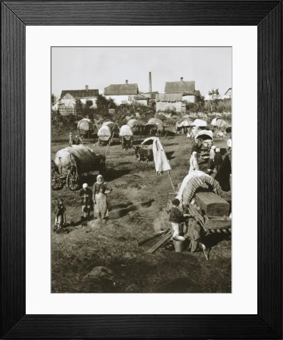 Framed Print : The Polish emigrant exodus, early 20th century