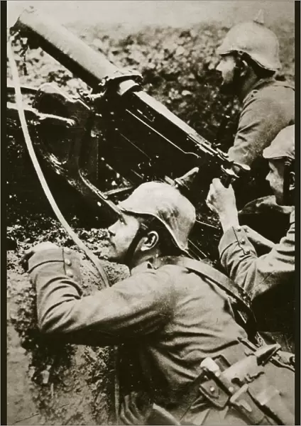 German soldiers manning a machine gun, World War I, c1914-c1918