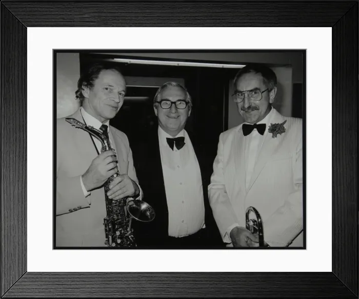 Framed Print : Musicians John Dankworth and Don Lusher with Dennis Matthews of Crescendo magazine, London, 1985