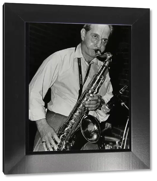 Bobby Wellins playing tenor saxophone at The Fairway, Welwyn Garden City, Hertfordshire, 1997