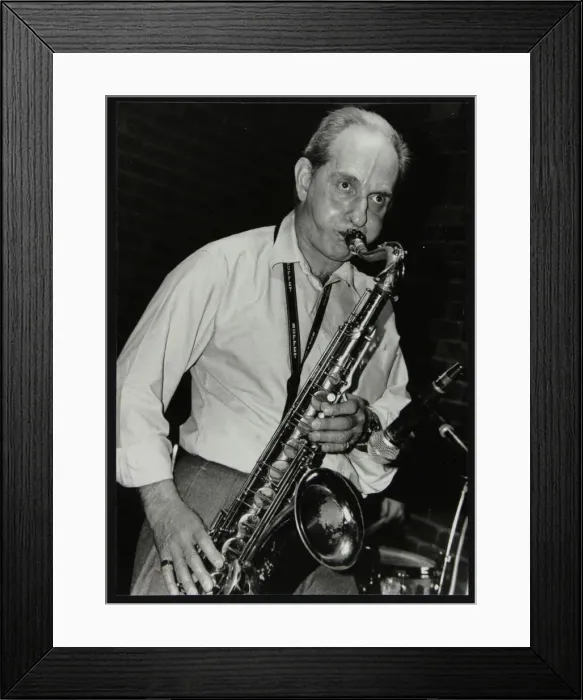 Framed Print : Bobby Wellins playing tenor saxophone at The Fairway, Welwyn Garden City, Hertfordshire, 1997 Framed Print : Bobby Wellins playing tenor saxophone at The Fairway, Welwyn Garden City, Hertfordshire, 1997