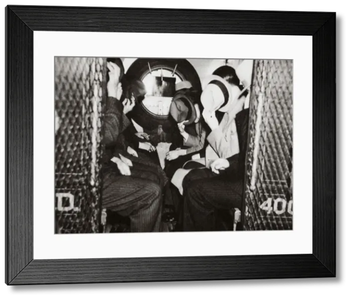 Framed Print : Gangsters in a patrol wagon, New York, USA, mid 1930s Framed Print : Gangsters in a patrol wagon, New York, USA, mid 1930s