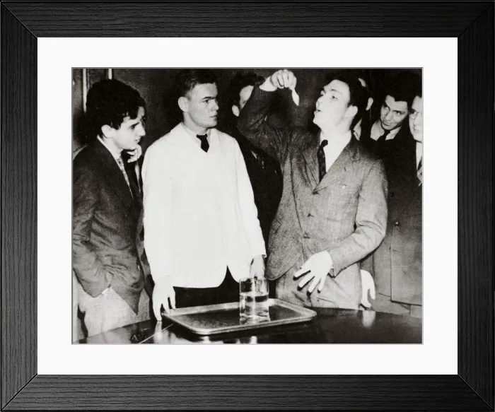 Framed Print : Lothrop Withington, Jr (right), a Harvard freshman, swallowing a goldfish, USA, 1935 Framed Print : Lothrop Withington, Jr (right), a Harvard freshman, swallowing a goldfish, USA, 1935