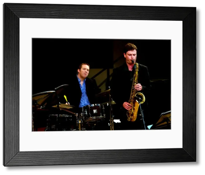 Framed Print : James Allsopp with Pat Levett, The Ship, Sevenoaks, Kent. Artist: Brian O Connor Framed Print : James Allsopp with Pat Levett, The Ship, Sevenoaks, Kent. Artist: Brian O Connor
