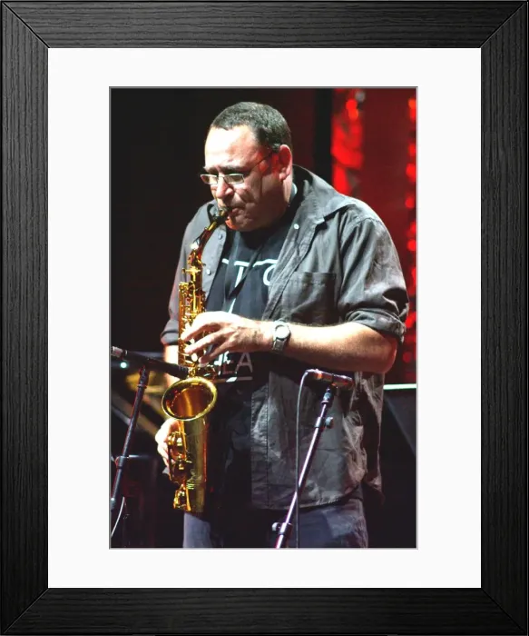 Framed Print : Gilad Atzmon, Brecon Jazz Festival, Powys, Wales. Artist: Brian O Connor Framed Print : Gilad Atzmon, Brecon Jazz Festival, Powys, Wales. Artist: Brian O Connor