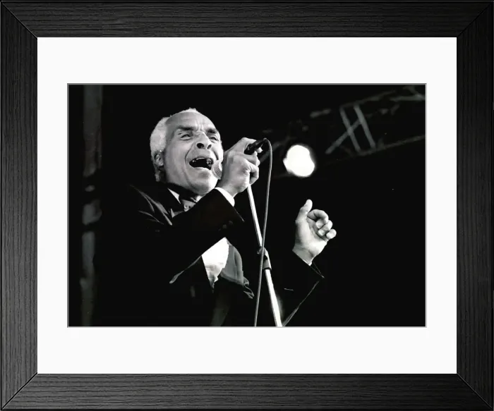 Framed Print : Kenny Lynch, Weston Park, Leicester, 2002. Artist: Brian O Connor Framed Print : Kenny Lynch, Weston Park, Leicester, 2002. Artist: Brian O Connor