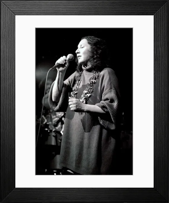Framed Print : Flora Purim, Ronnie Scotts, London, 1993. Artist: Brian O Connor Framed Print : Flora Purim, Ronnie Scotts, London, 1993. Artist: Brian O Connor