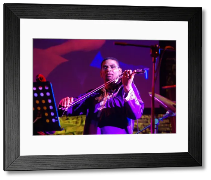 Framed Print : Omar Puente, Brecon Jazz Festival, Powys, Wales, 2009. Artist: Brian O Connor Framed Print : Omar Puente, Brecon Jazz Festival, Powys, Wales, 2009. Artist: Brian O Connor