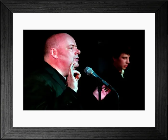 Framed Print : Ian Shaw with Miguel Gorodi, Pizza Express, Dean St, London, 2011 Framed Print : Ian Shaw with Miguel Gorodi, Pizza Express, Dean St, London, 2011