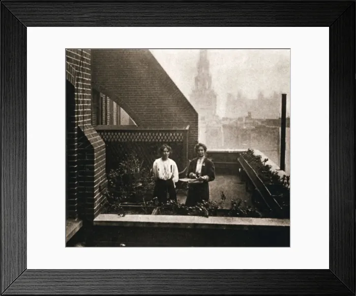 Framed Print : Emmeline and Christabel Pankhurst, British suffragettes, London, 12 October 1908 Framed Print : Emmeline and Christabel Pankhurst, British suffragettes, London, 12 October 1908