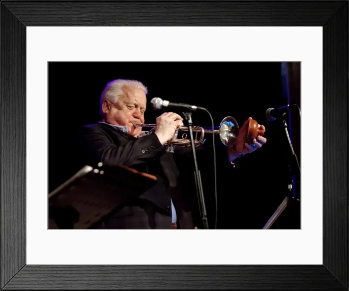 Framed Print : Bruce Adams, Under Ground Theatre, Eastbourne, East Sussex, 2015. Artist: Brian O Connor Framed Print : Bruce Adams, Under Ground Theatre, Eastbourne, East Sussex, 2015. Artist: Brian O Connor