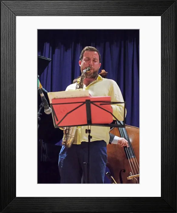 Framed Print : Sam Mayne, Watermill Jazz Club, Dorking, Surrey, 2015. Artist: Brian O Connor Framed Print : Sam Mayne, Watermill Jazz Club, Dorking, Surrey, 2015. Artist: Brian O Connor