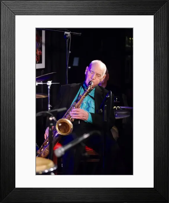 Framed Print : Stan Robinson, Pizza Express, Dean St, London, 2015. Artist: Brian O Connor Framed Print : Stan Robinson, Pizza Express, Dean St, London, 2015. Artist: Brian O Connor