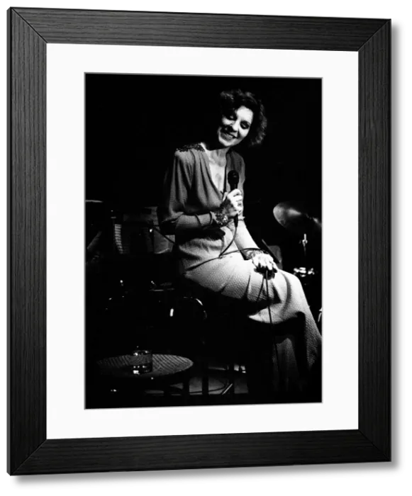 Framed Print : Susannah McCorkle, Pizza on the Park, London, April 1991. Artist: Brian O Connor Framed Print : Susannah McCorkle, Pizza on the Park, London, April 1991. Artist: Brian O Connor