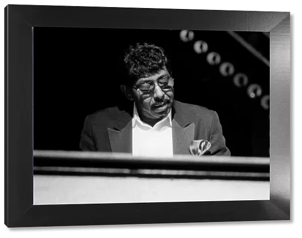 Jimmy McGriff, Top Rank Suite, Brighton, May 1989. Artist: Brian O Connor