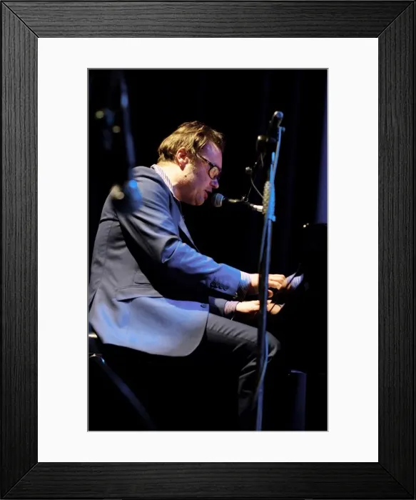 Framed Print : Gareth Williams, Ropetackle Arts Centre, Shoreham, West Sussex, Jan 2016. Artist: Brian O Connor Framed Print : Gareth Williams, Ropetackle Arts Centre, Shoreham, West Sussex, Jan 2016. Artist: Brian O Connor