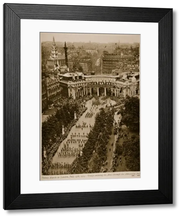 Framed Print : Victory March in London, July 19th, 1919 Framed Print : Victory March in London, July 19th, 1919