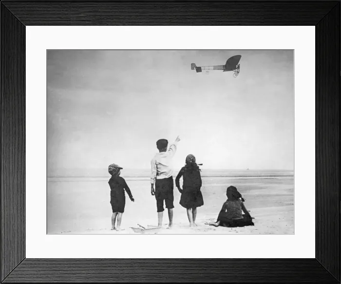 Framed Print : Louis Bleriot leaving Calais to cross the English Channel in 1909 Framed Print : Louis Bleriot leaving Calais to cross the English Channel in 1909