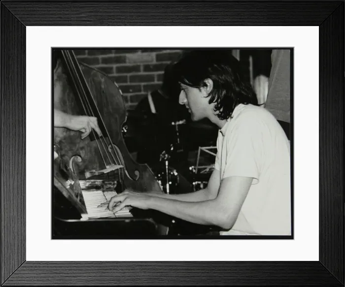 Framed Print : Pianist Leon Greening playing at The Fairway, Welwyn Garden City, Hertfordshire, 8 June 2003 Framed Print : Pianist Leon Greening playing at The Fairway, Welwyn Garden City, Hertfordshire, 8 June 2003