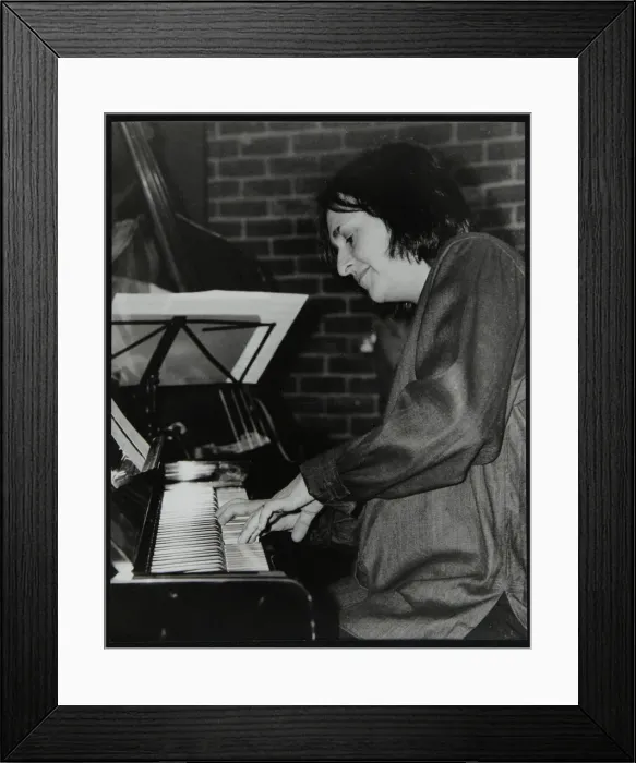Framed Print : Pianist Kate Williams playing at The Fairway, Welwyn Garden City, Hertfordshire, 20 April 2003 Framed Print : Pianist Kate Williams playing at The Fairway, Welwyn Garden City, Hertfordshire, 20 April 2003