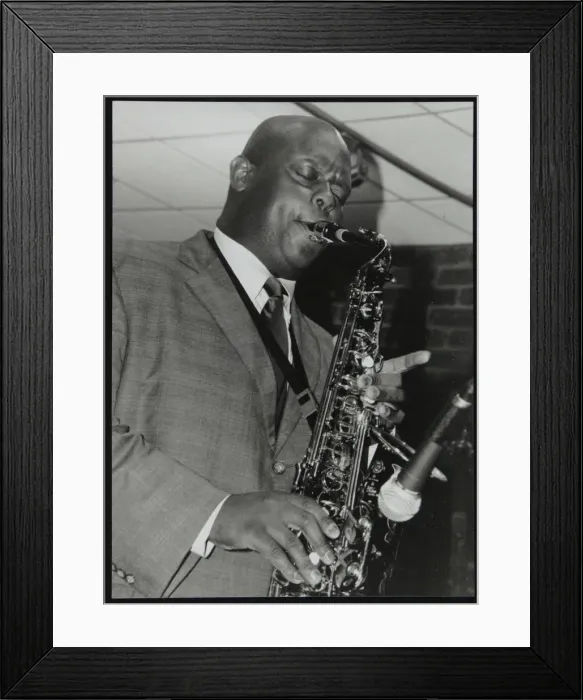 Framed Print : Alto saxophonist Wessell Anderson playing at The Fairway, Welwyn Garden City, Hertfordshire Framed Print : Alto saxophonist Wessell Anderson playing at The Fairway, Welwyn Garden City, Hertfordshire