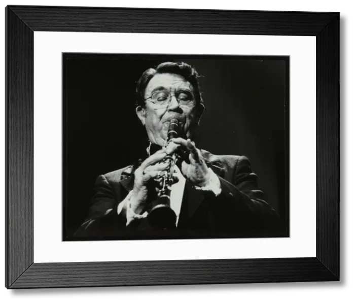Framed Print : Clarinetist Johnny Mince, Stevenage, Hertfordshire, 1984. Artist: Denis Williams Framed Print : Clarinetist Johnny Mince, Stevenage, Hertfordshire, 1984. Artist: Denis Williams