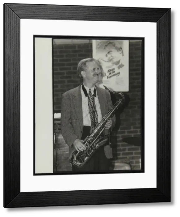 Framed Print : Tenor saxophonist Scott Hamilton at The Fairway, Welwyn Garden City, Hertfordshire, August 1997 Framed Print : Tenor saxophonist Scott Hamilton at The Fairway, Welwyn Garden City, Hertfordshire, August 1997