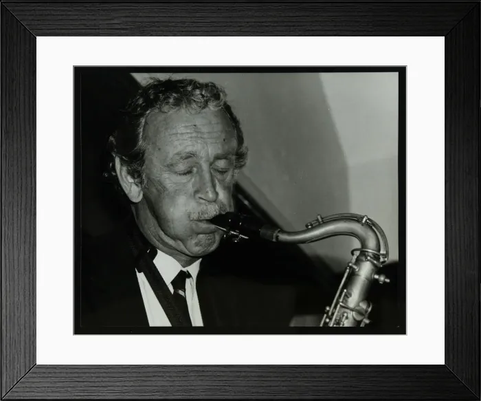 Framed Print : Spike Robinson playing the tenor saxophone at The Bell, Codicote, Hertfordshire, 11 September 1986 Framed Print : Spike Robinson playing the tenor saxophone at The Bell, Codicote, Hertfordshire, 11 September 1986