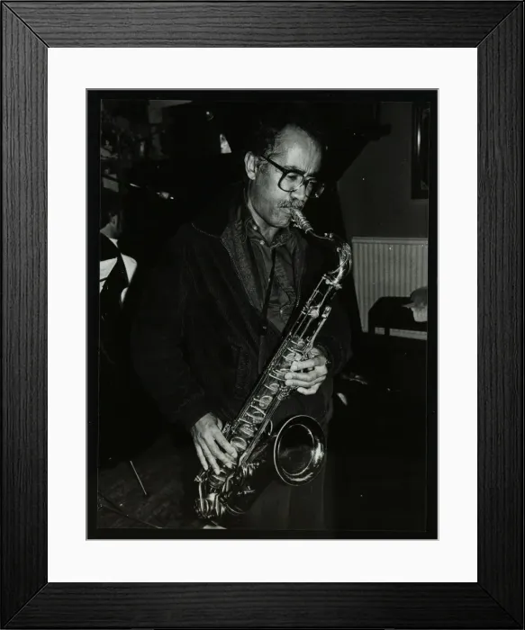 Framed Print : Saxophonist Art Themen playing at The Bell, Codicote, Hertfordshire, 4 January 1981 Framed Print : Saxophonist Art Themen playing at The Bell, Codicote, Hertfordshire, 4 January 1981