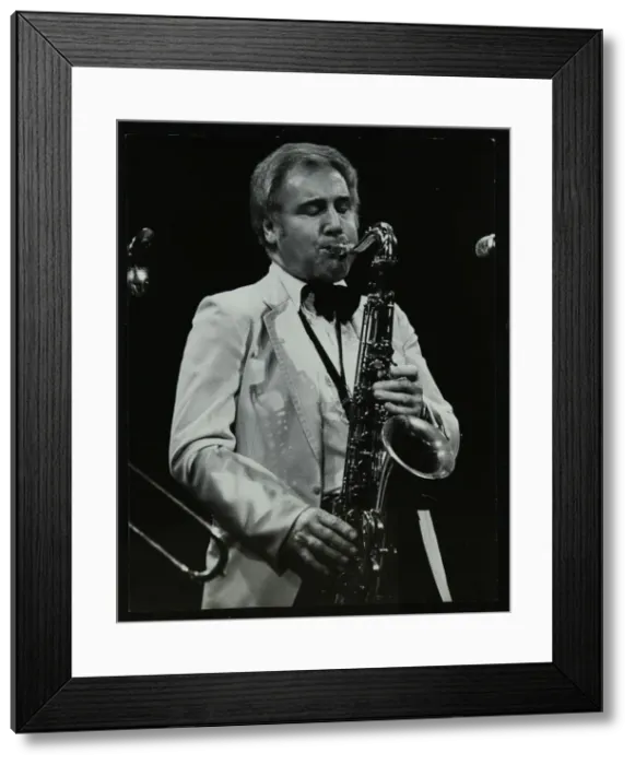 Framed Print : English Tenor saxophonist Stan Robinson playing at the Forum Theatre, Hatfield, Hertfordshire, 1984 Framed Print : English Tenor saxophonist Stan Robinson playing at the Forum Theatre, Hatfield, Hertfordshire, 1984