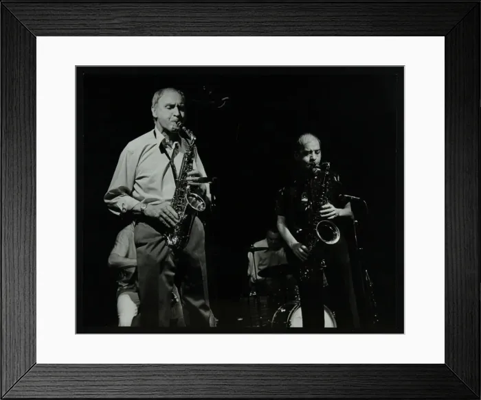 Framed Print : Jazz at The Stables, Wavendon, Buckinghamshire. Artist: Denis Williams Framed Print : Jazz at The Stables, Wavendon, Buckinghamshire. Artist: Denis Williams