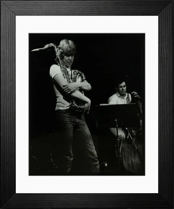 Framed Print : Chris Hunter and Chris Laurence on stage at The Stables, Wavendon, Buckinghamshire Framed Print : Chris Hunter and Chris Laurence on stage at The Stables, Wavendon, Buckinghamshire